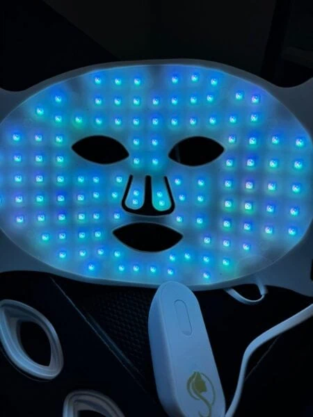 Silicone LED Mask + Vitamin ACE Product - Image 6